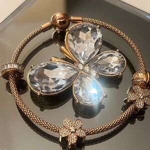 Pandora Bracelet - Rose Gold with 4 charms